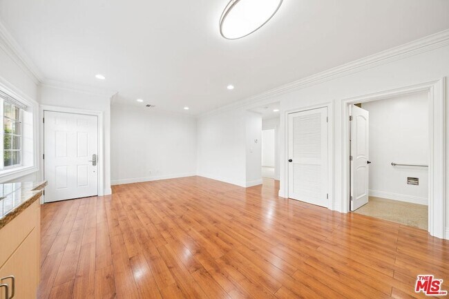 Foto del edificio - 14654 Gault St