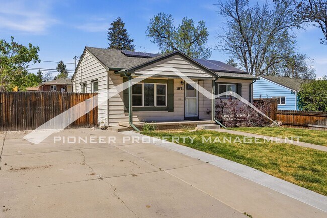 Foto del edificio - Lovely Single Family Home Fenced in Yard and Central AC