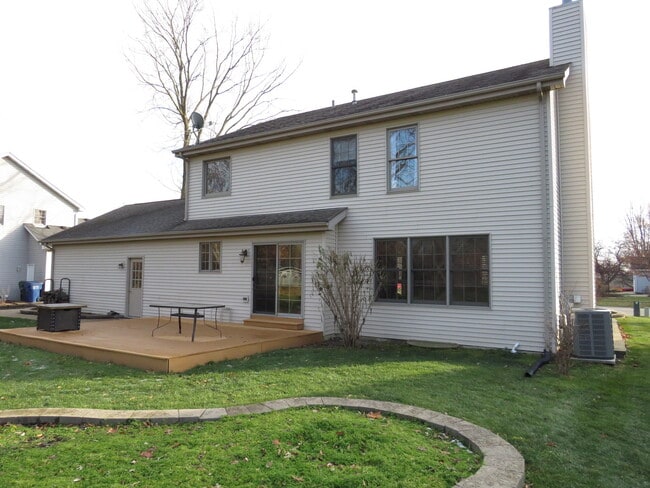 Foto del edificio - 419 Rivers Edge Dr