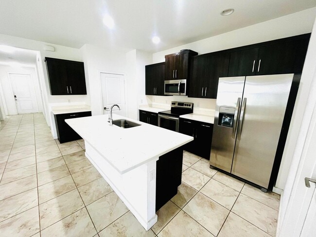 Building Photo - 6089 Wildfire Way