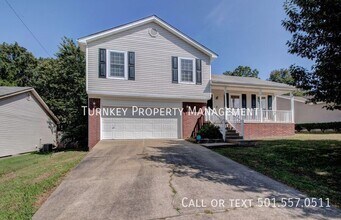 Building Photo - 1424 Mesquite Dr