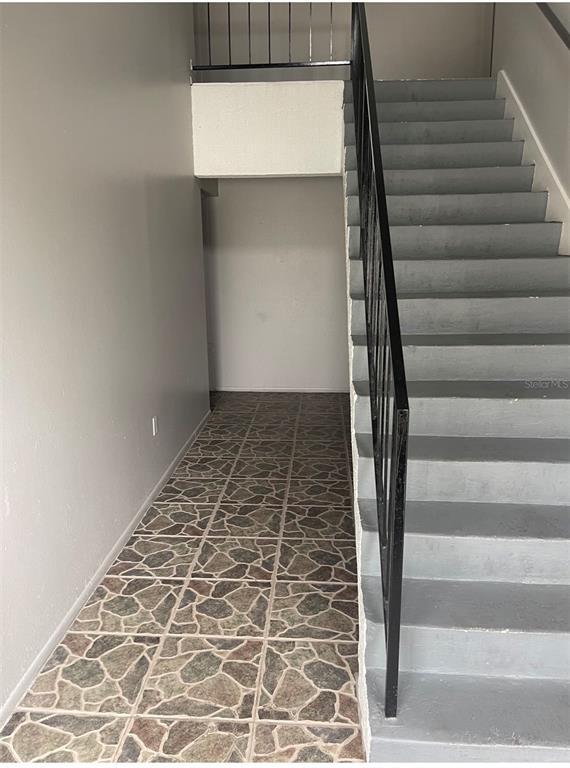 Foto del edificio - 1432 Holden Ave