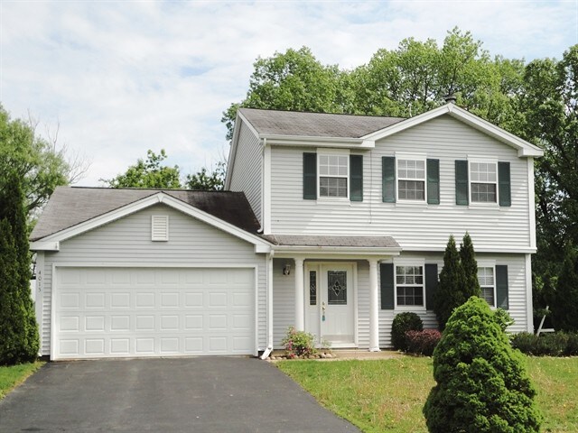 Primary Photo - 4015 Newport Drive