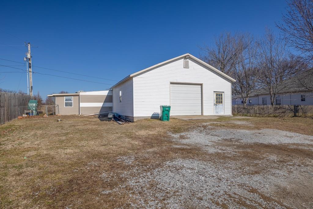 Foto principal - 12840 Ruby Rd