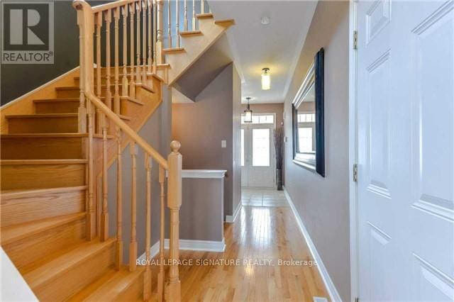 Building Photo - 5 Firbank Ln