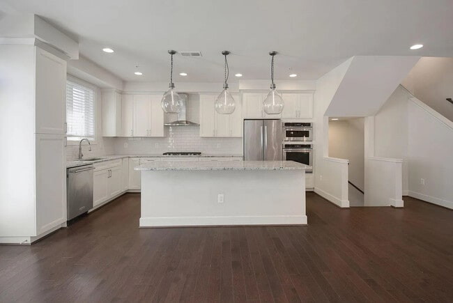 Open Kitchen - 70 Ellsworth Heights St