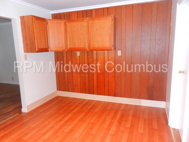 Foto del edificio - 927 Byron Ave