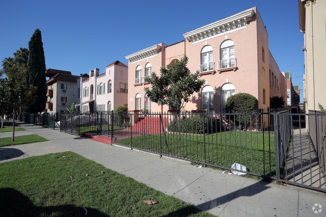 Building Photo - 211 S Berendo St