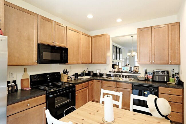 Foto del edificio - Pet-Friendly & Convenient to The Shops at Stonefield