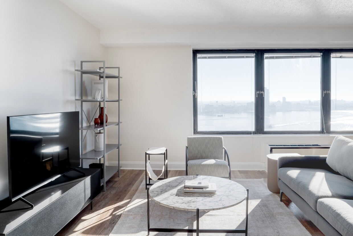 Primary Photo - 30 Waterside Plaza