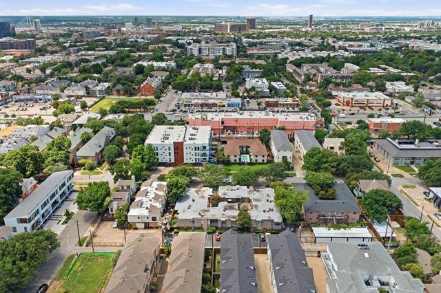 Foto del edificio - 4112 Bowser Ave