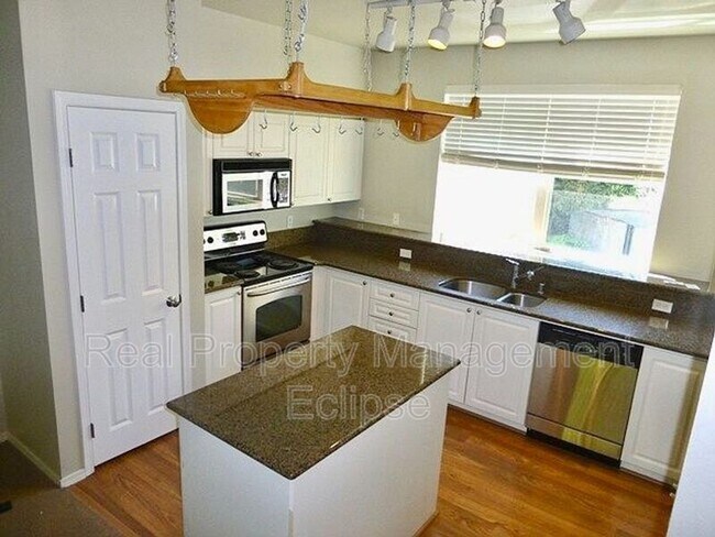 Foto del edificio - 3116 164th St SW