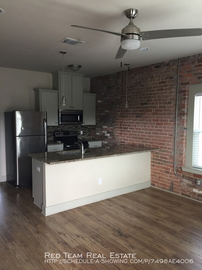 Loft Near Southside Fairmount Apartment for Rent in Fort Worth