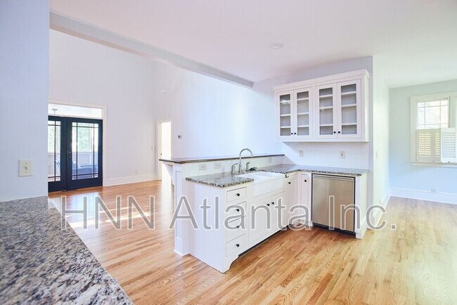 Foto del edificio - 1843 Butlers Ln