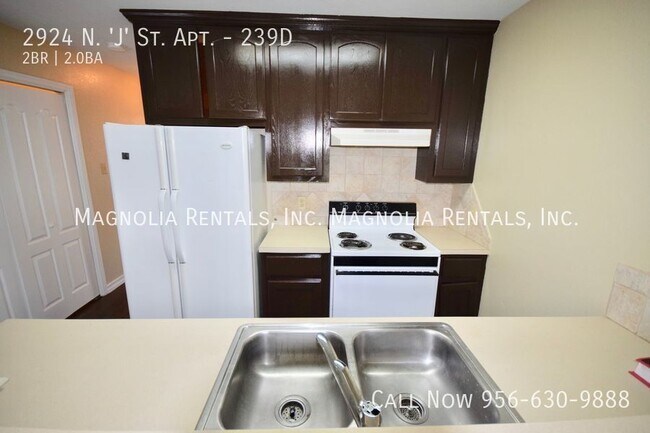 Building Photo - Dominion Apartments 2 bed 2 bath