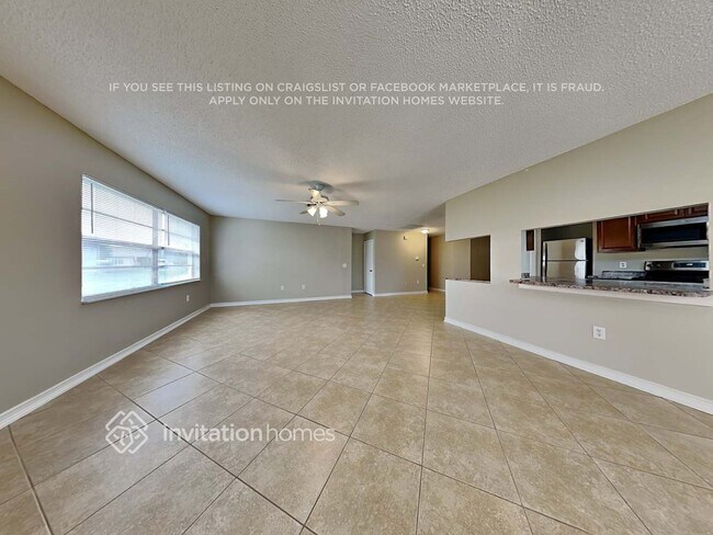 Building Photo - 8702 Wolf Den Trail