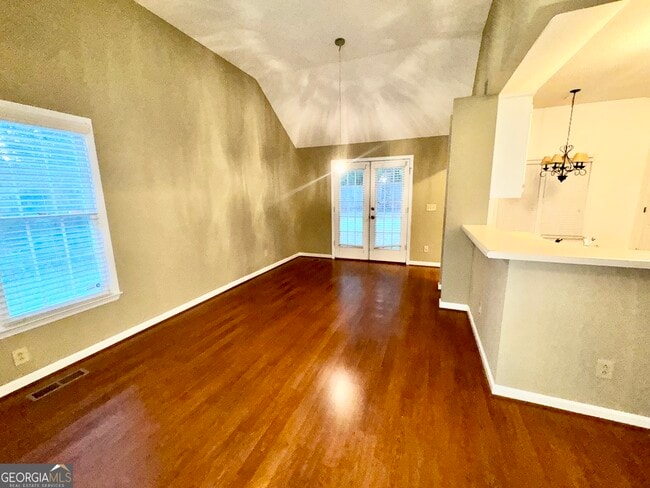 Building Photo - 216 Spring Hill Ct
