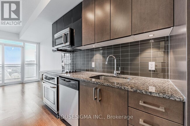 Building Photo - 2603-89-2789 Dunfield Ave