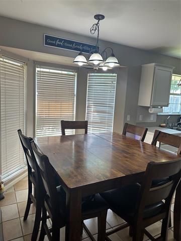 Foto del edificio - 3817 Wake Forest Ln