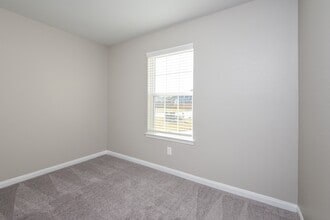 Building Photo - 28041 Irving Dr