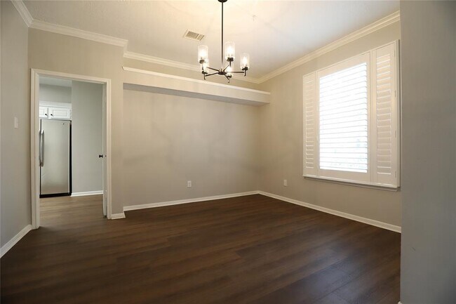 Building Photo - 21631 Live Oaks Spring Dr