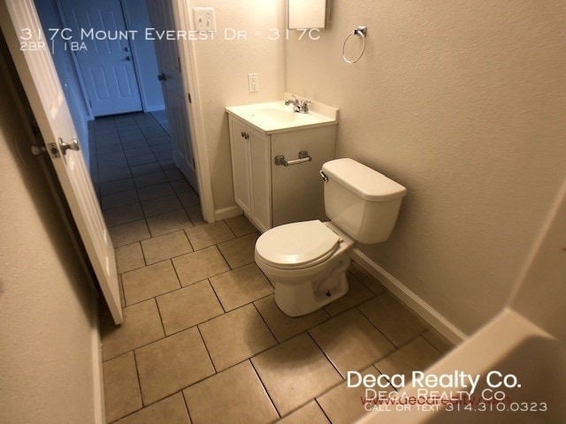 Building Photo - 2 Bedroom Apartment