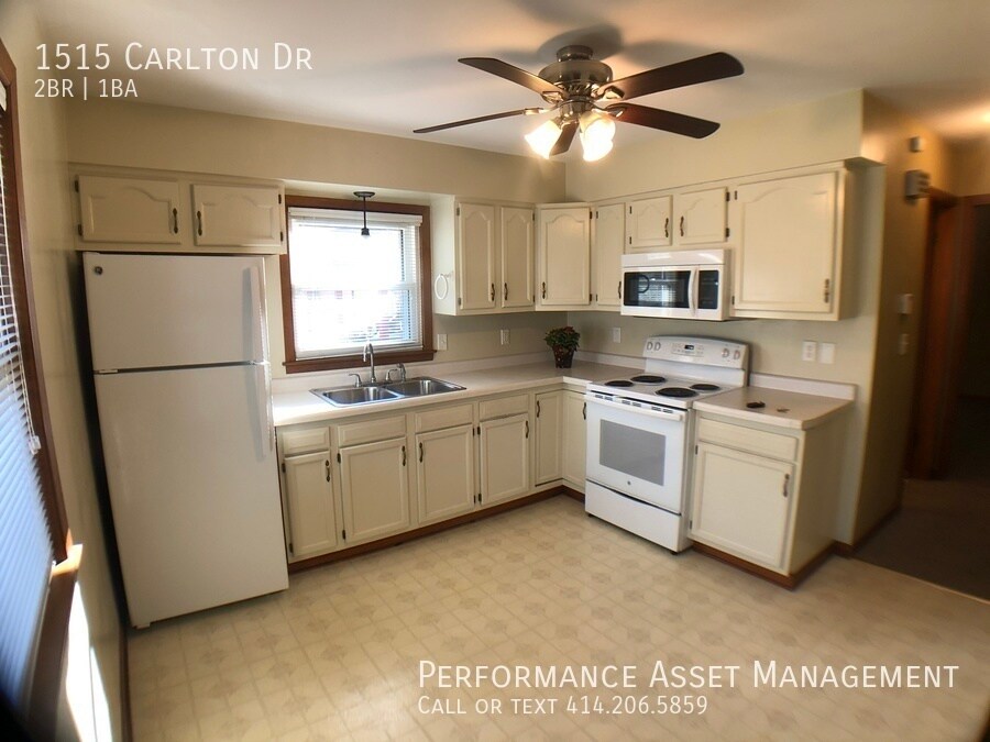 Primary Photo - Stunning 2 BR, 1 BA in Racine!