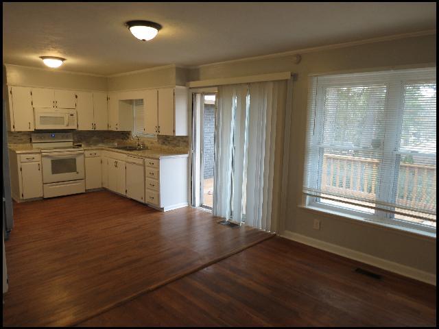 Foto del edificio - 52 Rosemont Dr