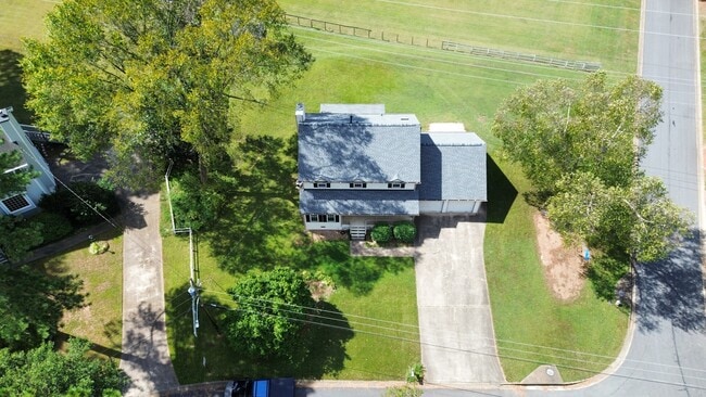 Building Photo - 1270 Morgan Chase Ter NE