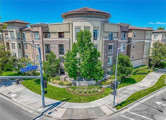 Building Photo - 24505 Town Center Dr