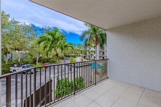 Building Photo - 1100 Pine Ridge Rd