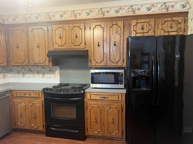 Foto del edificio - 211 Harvest Ln