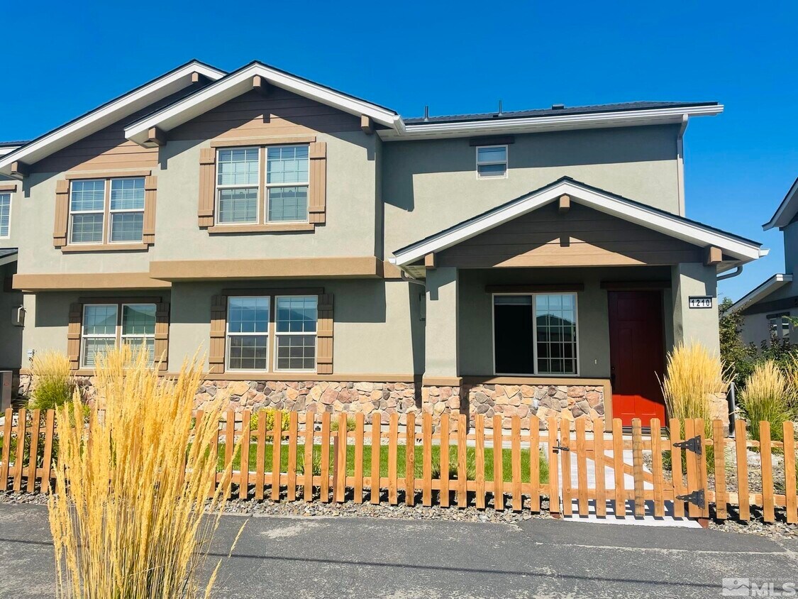 1210 Montevideo Cir, Minden, NV 89423 Condo for Rent in Minden, NV
