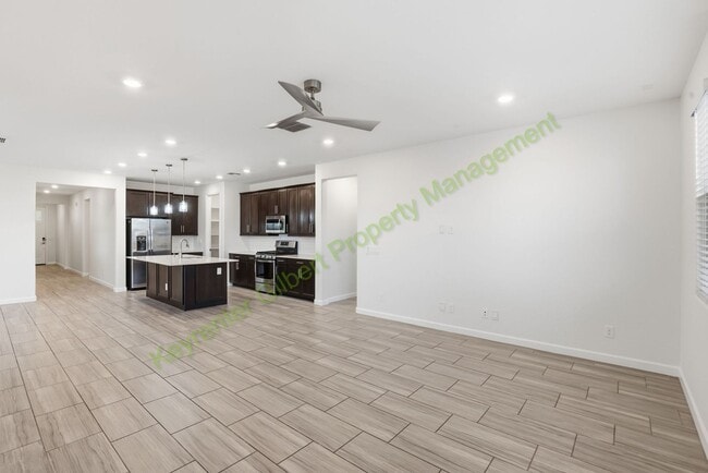 Building Photo - Modern Mesa Living in a Prime East Valley Location