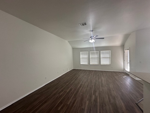 Foto del edificio - 2828 NW 184th St