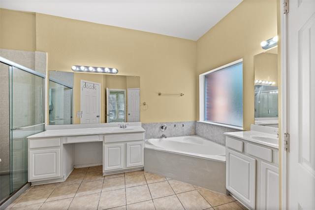 Foto del edificio - 5544 Clay Ct