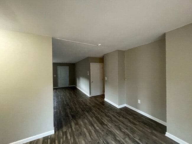 Building Photo - 2685 John Gray Rd