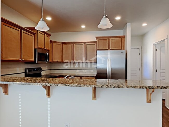 Building Photo - 10112 W Greenman Ct