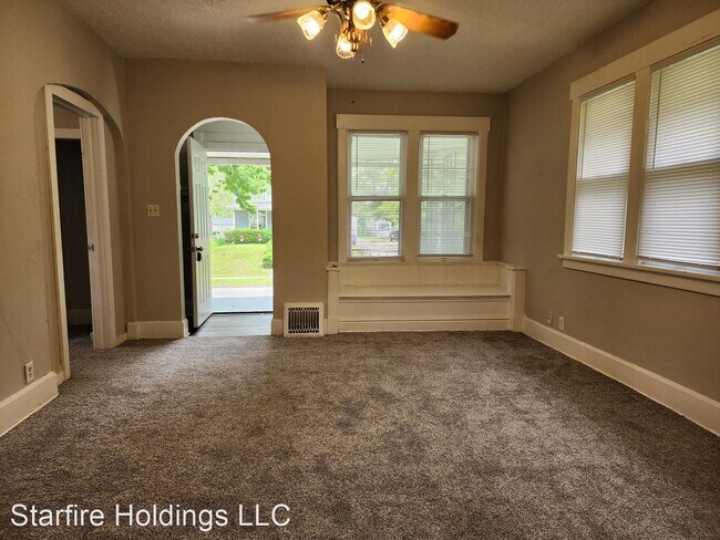 Building Photo - 4 br, 1 bath House - 1128 Martin Luther Ki...