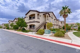 Building Photo - 2291 W Horizon Ridge Pkwy