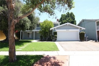 Building Photo - 2217 Pasadena St