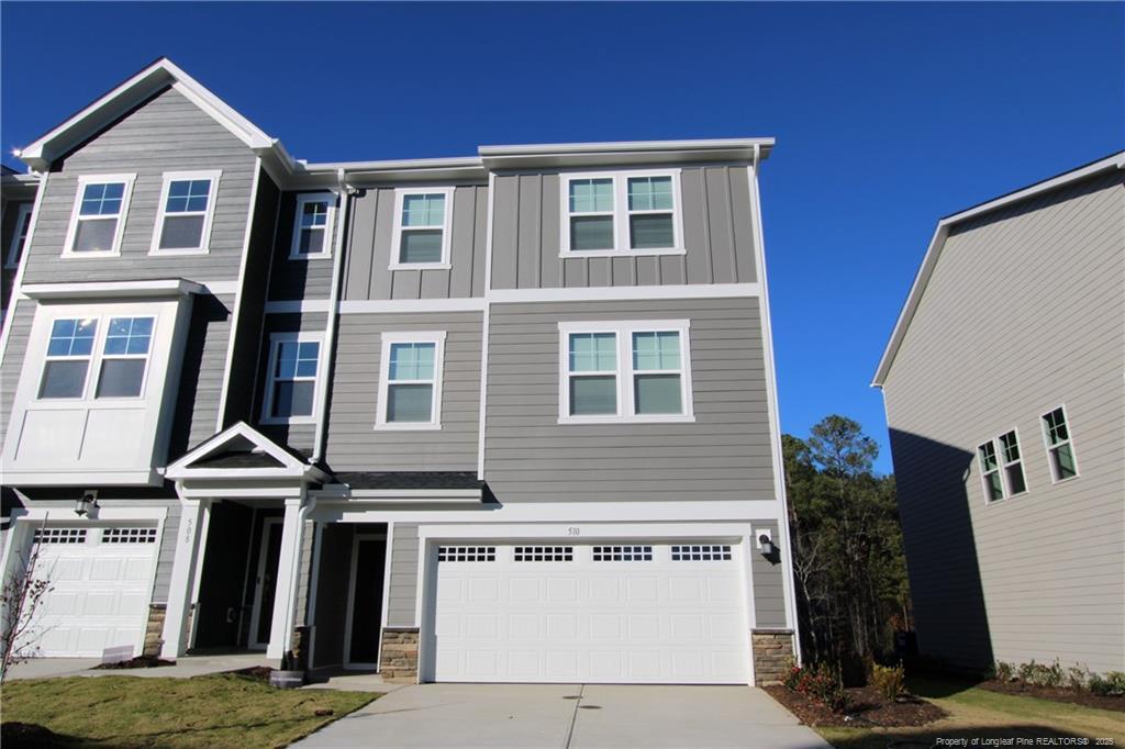 Foto principal - 510 Light Oak Wy