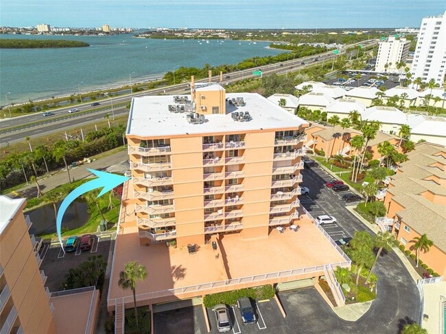 Foto del edificio - 7430 Sunshine Skyway Ln S