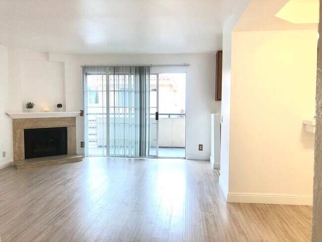Foto del edificio - Coming Soon!! Live in the heart of Downtow...