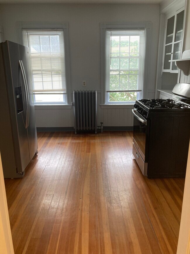 Foto del edificio - 467 Smithfield Ave