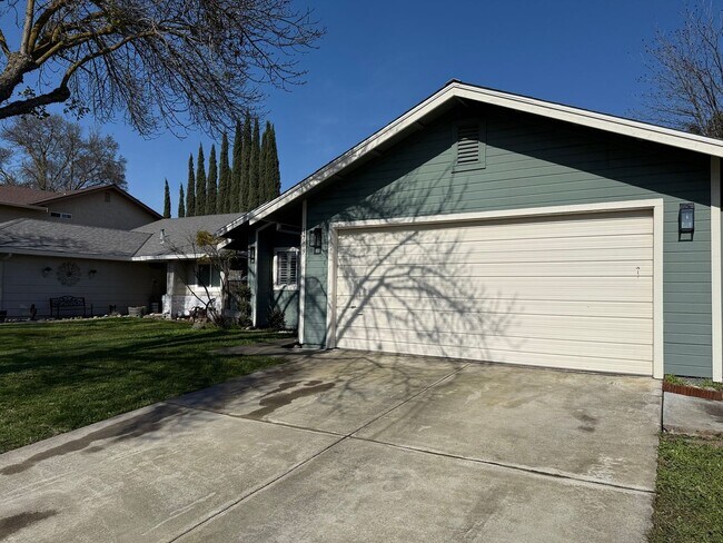 Foto del edificio - Newly updated 3-bedroom single story home!