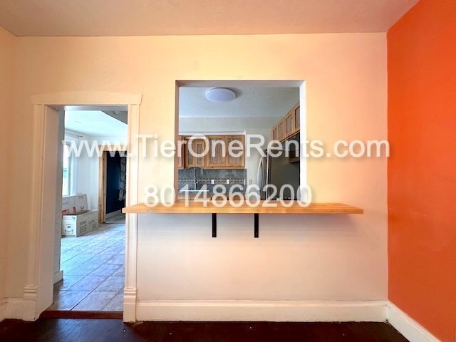 Building Photo - This property offers a NO DEPOSIT option available for qualified renters!