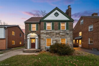 Building Photo - 16809 Scottsdale Blvd