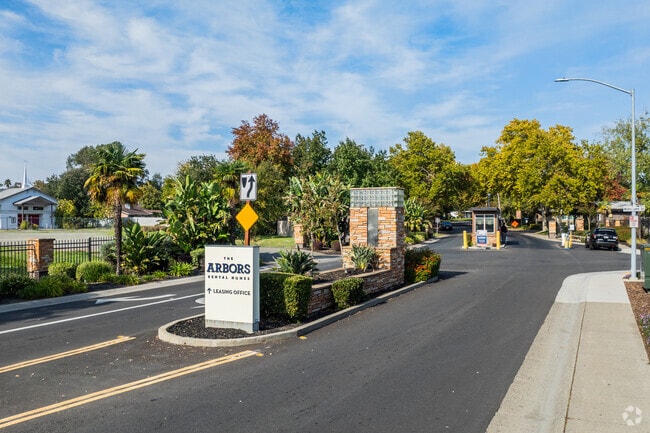 Building Photo - Arbors at Antelope
