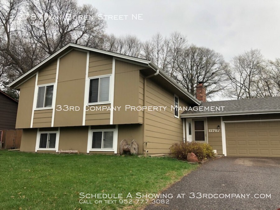 Primary Photo - Stunning Updated 5 Bedroom Home in Blaine!